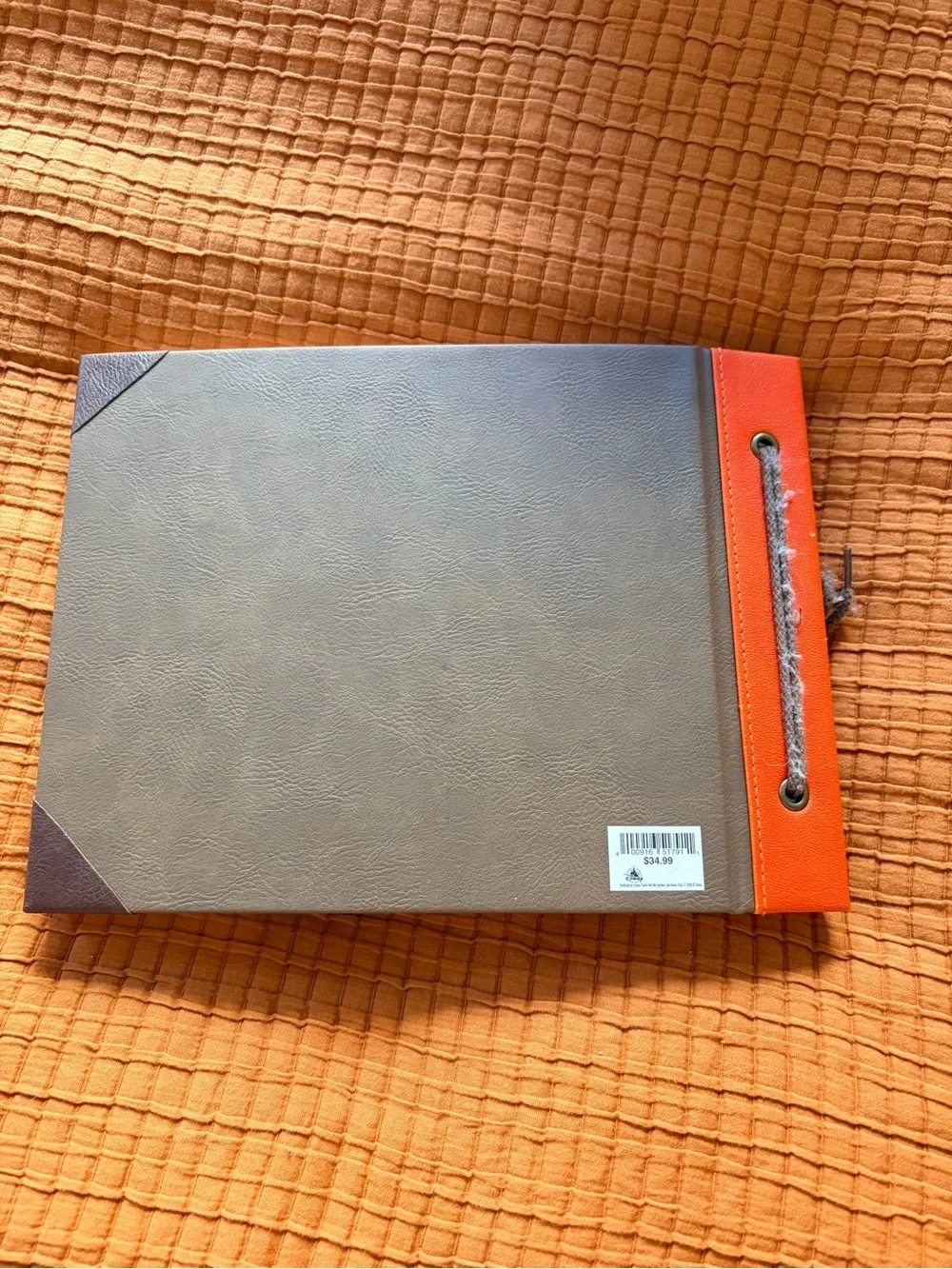 Disney’s Up “My Advenutre Book”